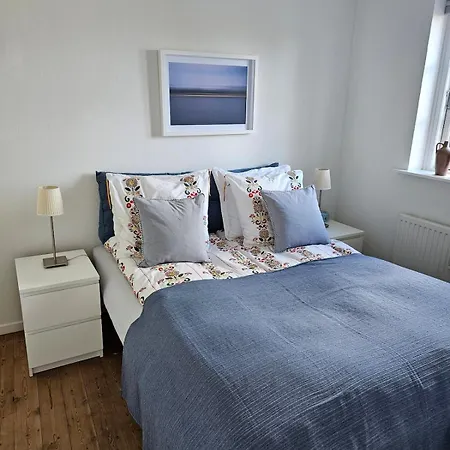 B Med Dejlig Privat Gardhave Pa Thuro Kaeledyr Er Ikke Gratis Og Skal Tilfojes 公寓 *